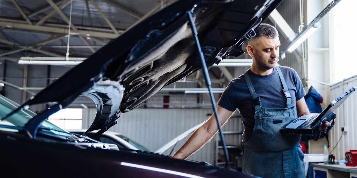 Electric Vehicle Repairs Drive Up Car Maintenance Costs in France by 25% Electric Vehicle Repairs Drive Up Car Maintenance Costs in France by 25%