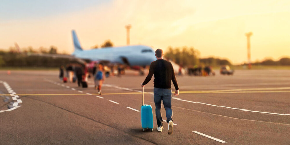 Lock in flight prices one year in advance with this french app