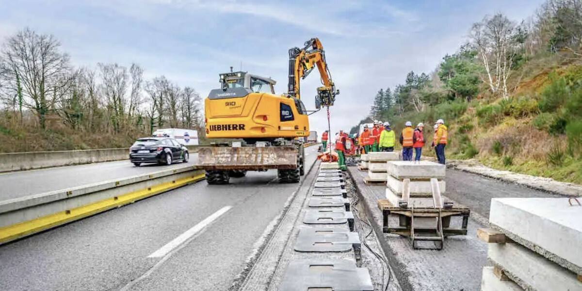 World-first charge-as-you-drive motorway ready for September tests in France