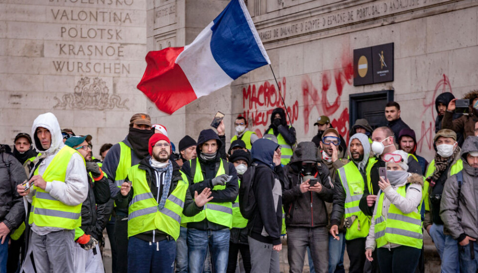 Guillaume Louyot Onickz Artworks/Shutterstock 2018,,December,1th,-,Paris,,France:,Protesters,At,Arc,De