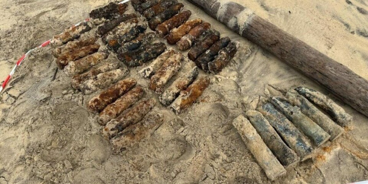 39 explosives found on French beach after bunker collapses