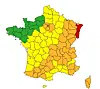 Colour-coded map of France with regional areas in green, yellow, orange and red.