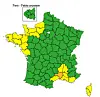 Colour-coded map of France showing departmental boundaries and a Paris area inset
