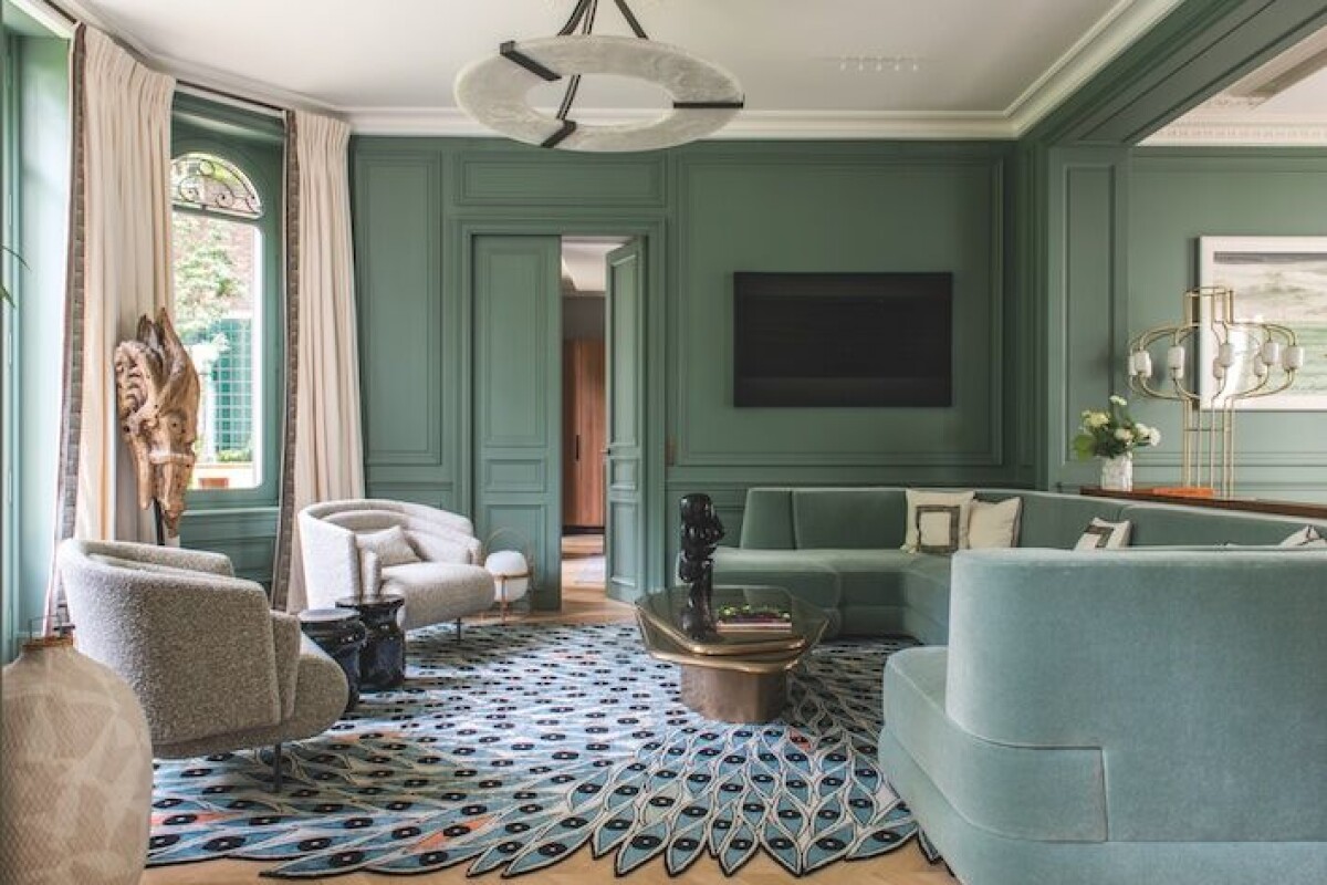 ?imageId=739411&width=1200